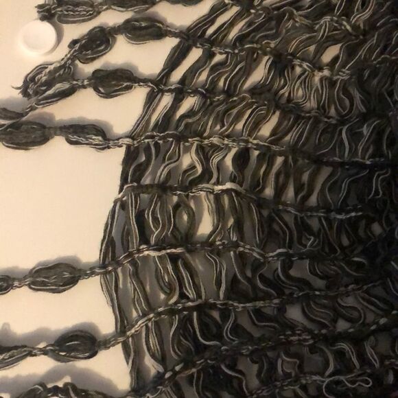 Steve Madden Wicked Cool Infinity Scarf - Picture 5 of 6